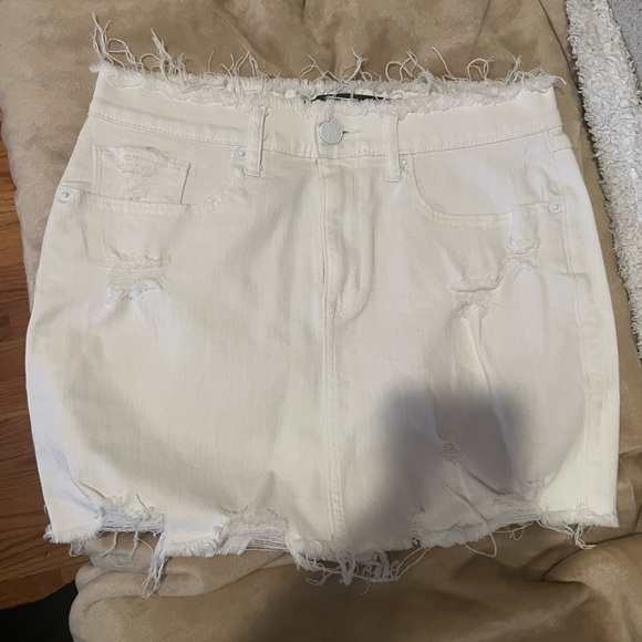 Express jean skirt - Picture 1 of 3